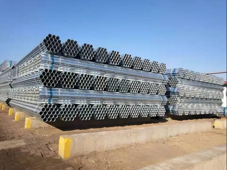 天津<a href=http://m.ntxnw.com.cn/ target=_blank class=infotextkey>友發(fā)鋼管廠</a>解讀<a href=http://m.ntxnw.com.cn/ target=_blank class=infotextkey>鍍鋅鋼管</a>的防腐原理和優(yōu)點(diǎn)應(yīng)用